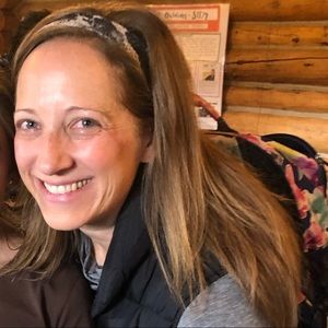 Meet your Posher, Sarina